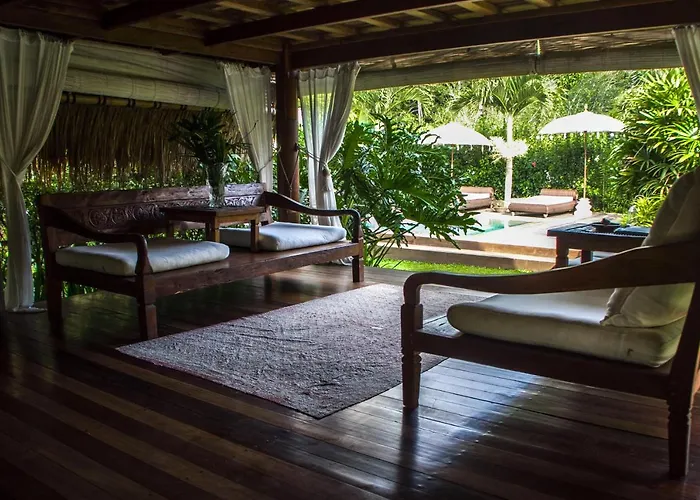 Campo de lujo Sandat Glamping Tents Ubud