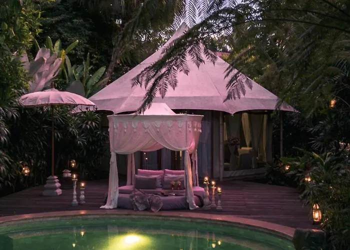 Sandat Glamping Tents Ubud