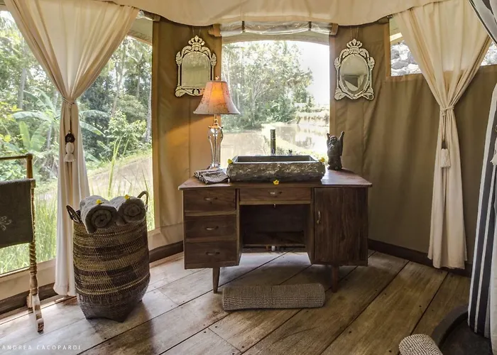 Campo de lujo Sandat Glamping Tents